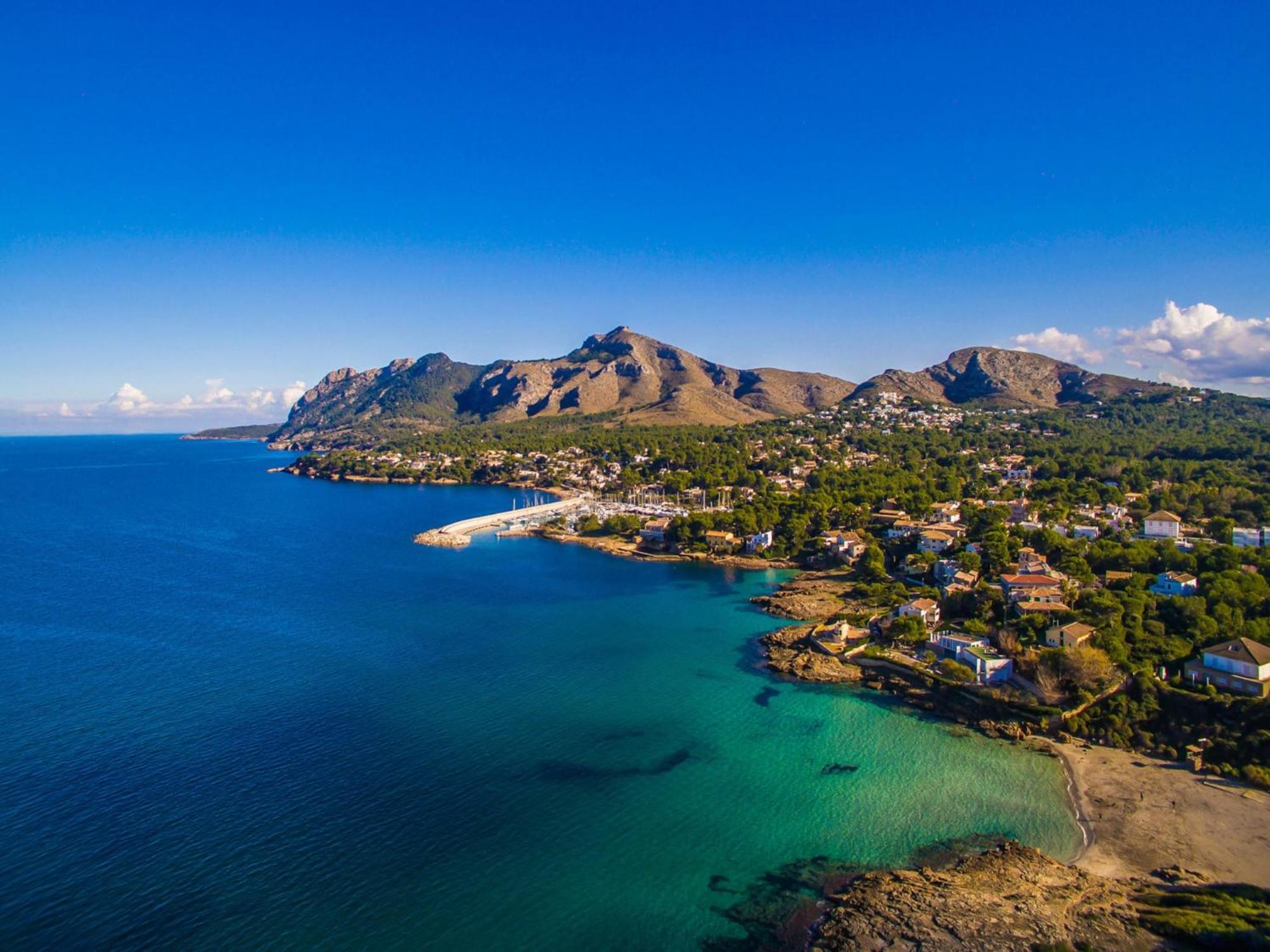 Appartement Bright 350 M From